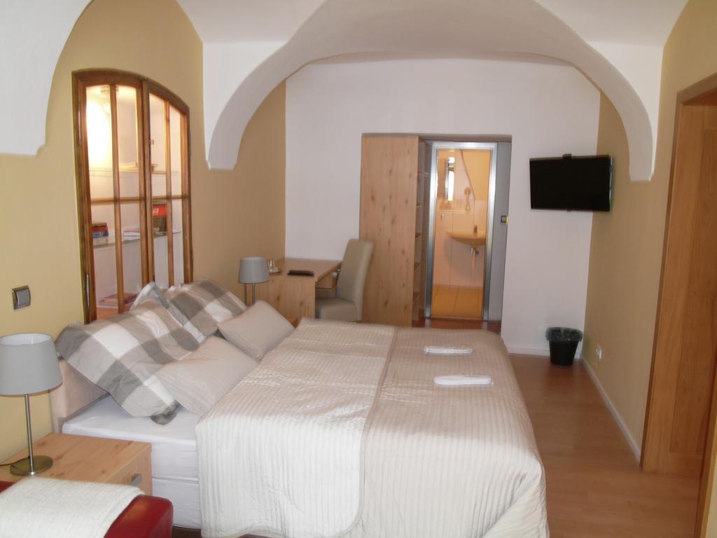 Apartments And Suites קרמניצה חדר תמונה
