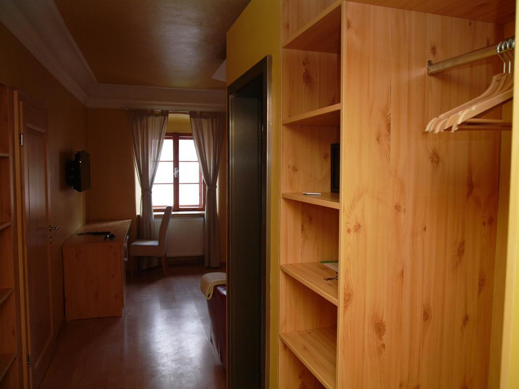 Apartments And Suites קרמניצה חדר תמונה