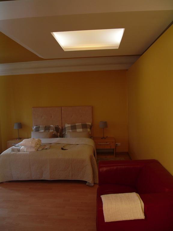 Apartments And Suites קרמניצה מראה חיצוני תמונה