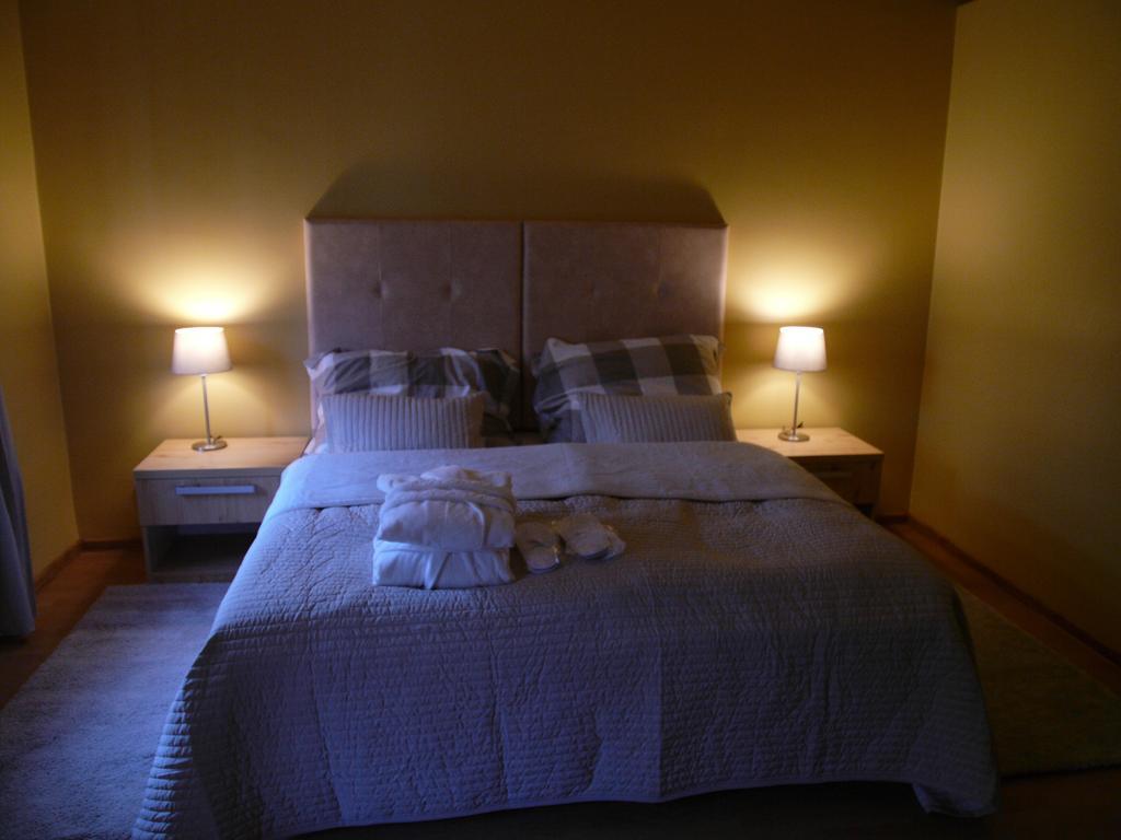 Apartments And Suites קרמניצה מראה חיצוני תמונה