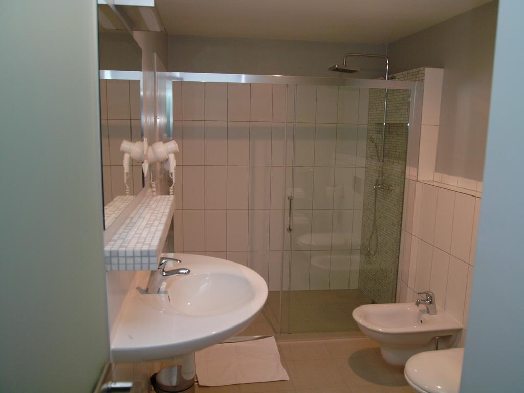 Apartments And Suites קרמניצה מראה חיצוני תמונה
